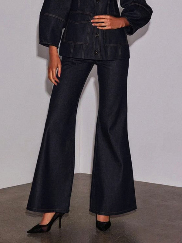 Jean taille haute, à jambes larges, à poches, couleur unie