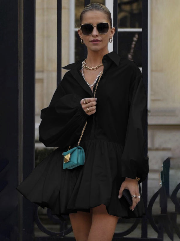 Robe chemise boutonnée à manches bouffantes, à empiècements, à col revers, couleur unie