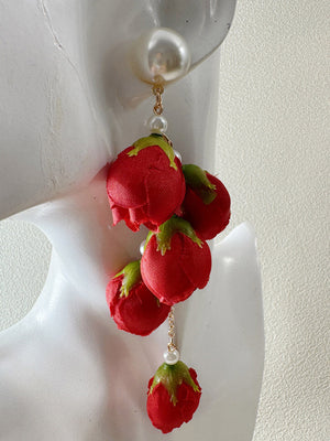 Boucles d'oreilles pendantes à pompons, en forme de fleur