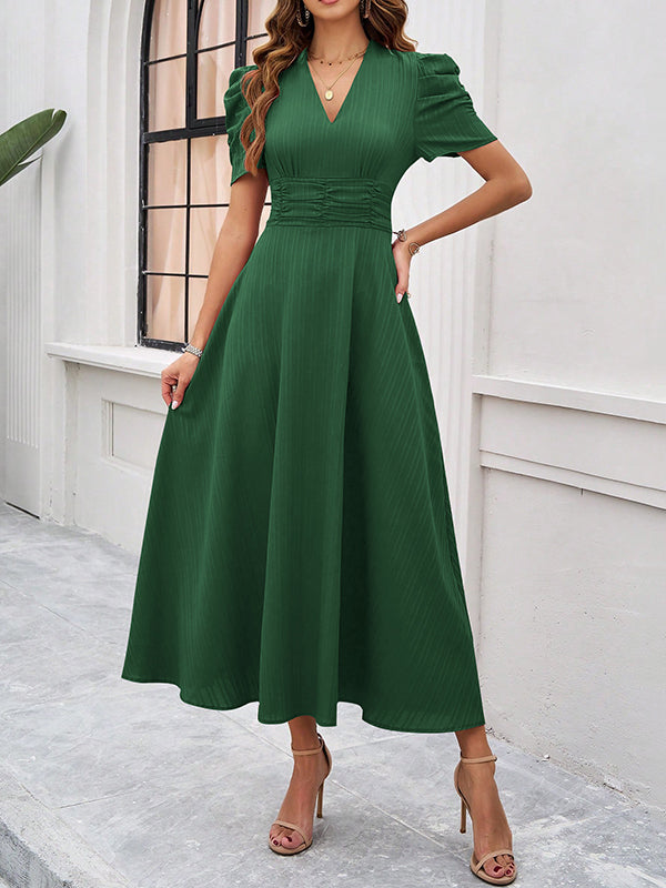 Robe longue plissée coupe trapèze, taille haute, à fermeture éclair, à col en V, couleur unie