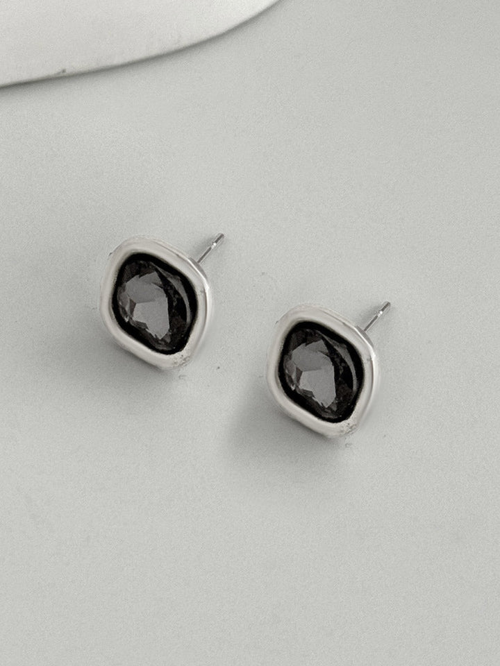 Boucles d'oreilles géométriques à strass