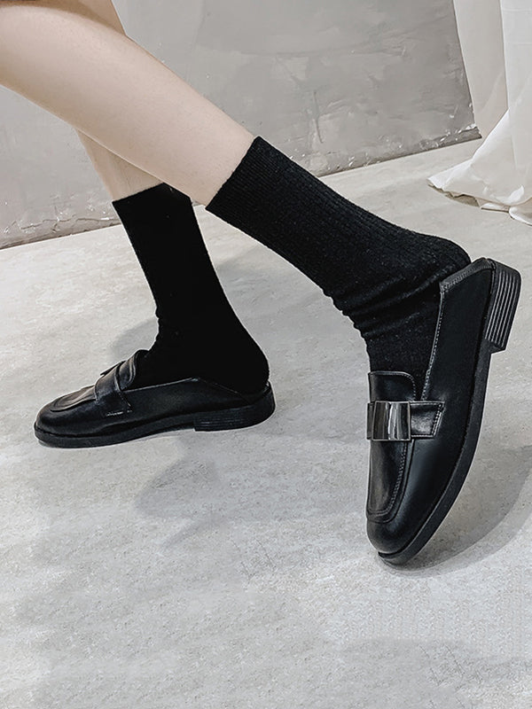 Mocassins à bout carré à coupe peu profonde