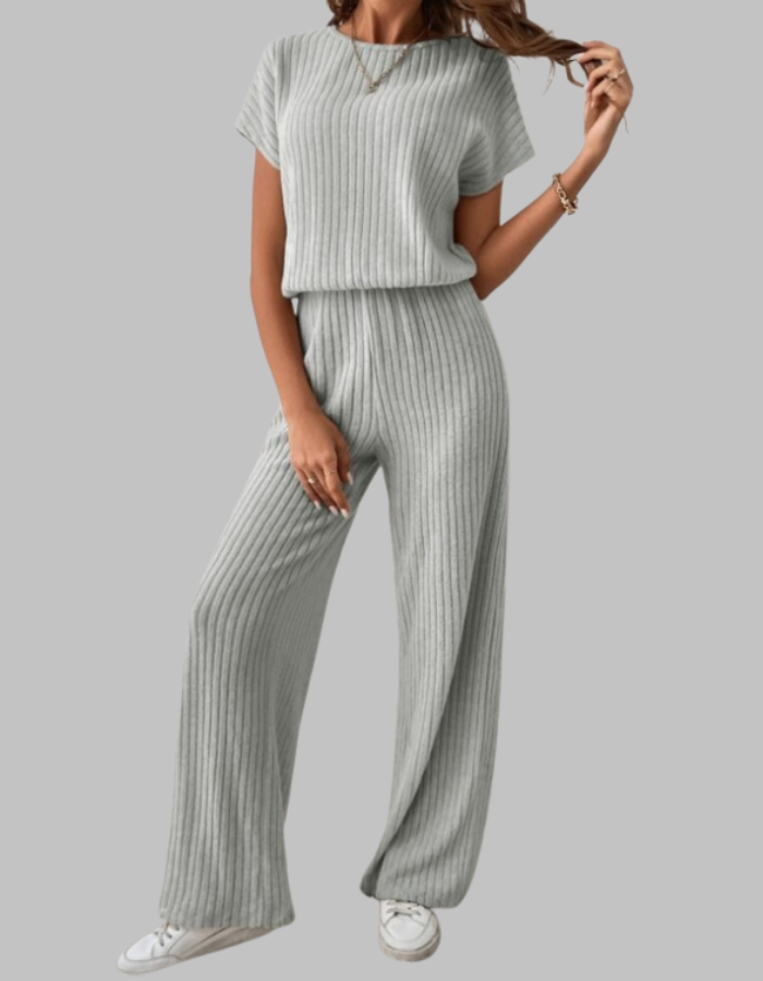 Paula | Ensemble en maille côtelée pour femmes, top à manches courtes et pantalon large décontracté