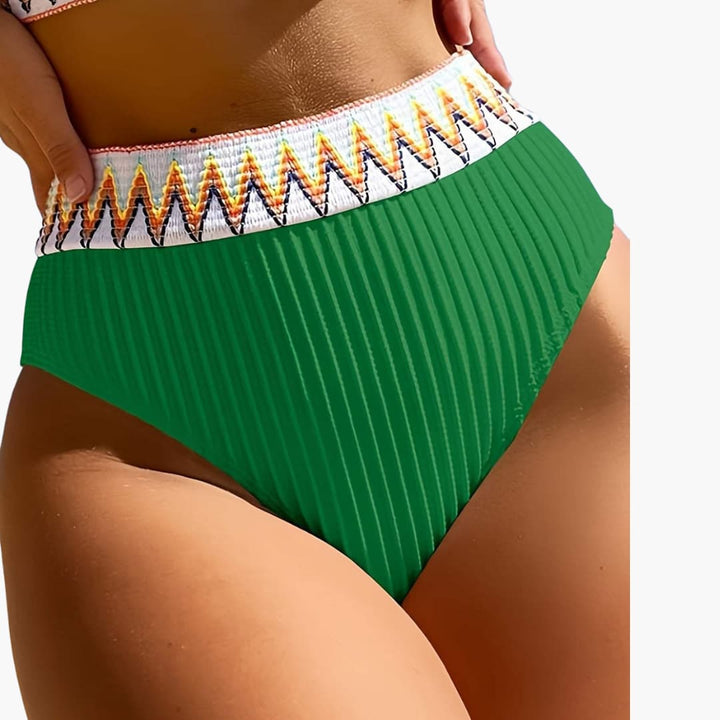 Ensemble bikini pour femmes avec haut côtelé et bas de bikini taille haute