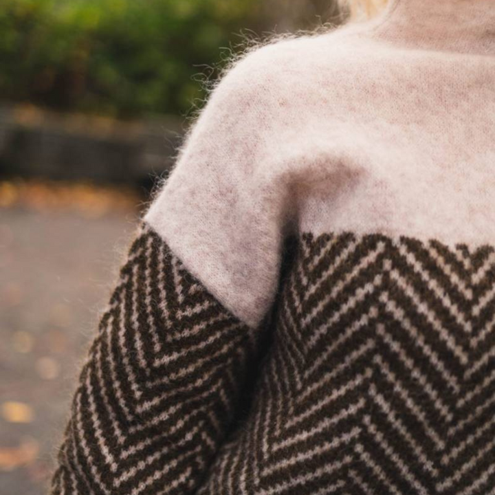 Chevron Luxe | Pull à col roulé stylé pour femmes