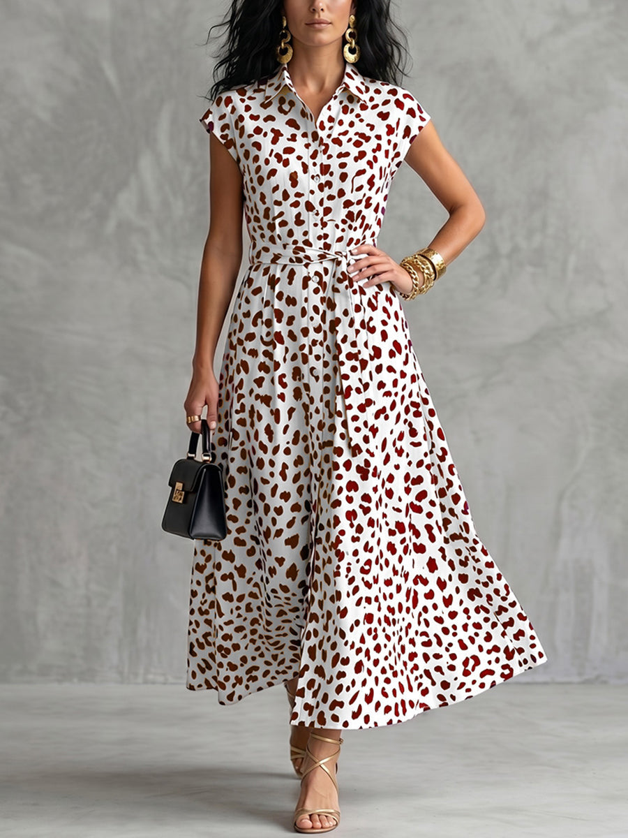 Robe chemise boutonnée imprimée coupe trapèze, à mancherons, à imprimé léopard, à taille nouée