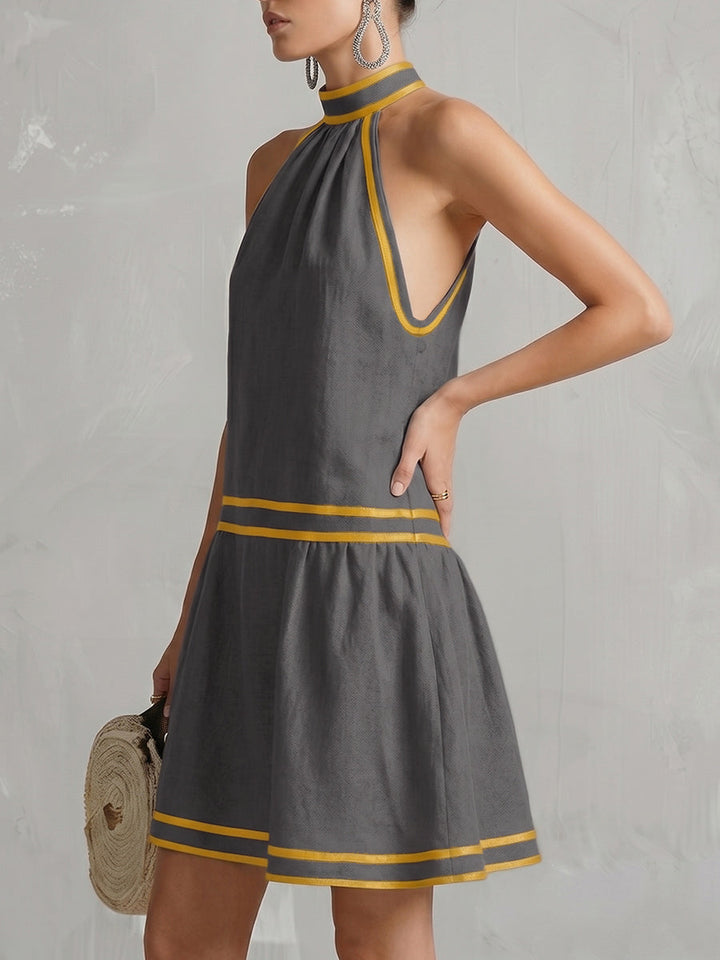 Robe courte sans manches, à poches, à fermeture éclair, à col licou, couleur contrastée