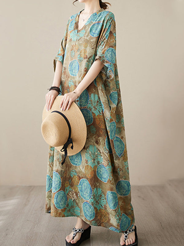 Robe longue ample imprimée à manches courtes, à col en V