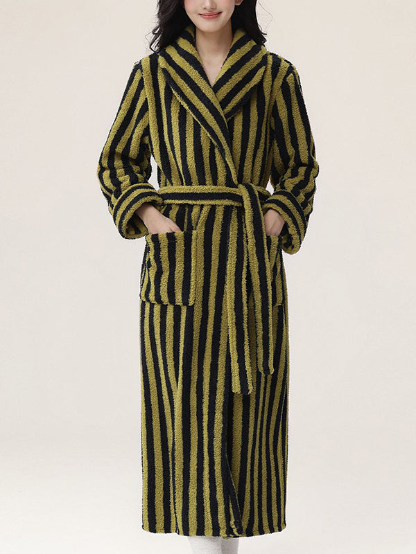 Robes amples à manches longues et à rayures fendues à la taille nouées