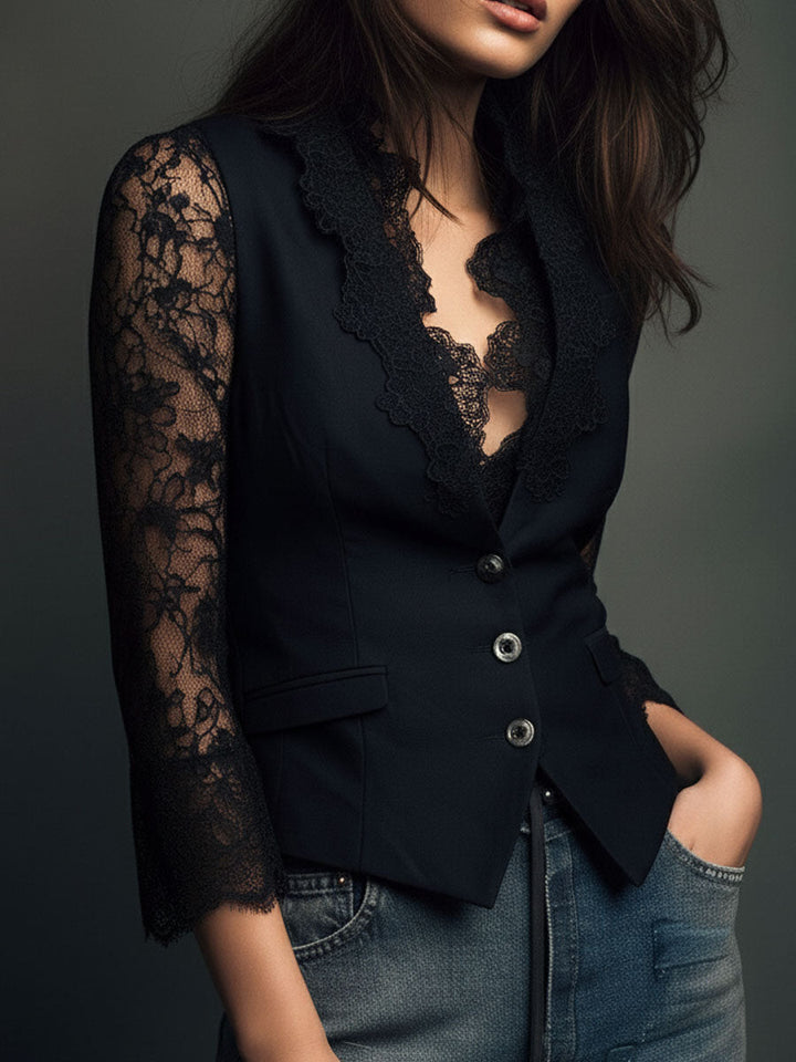 Felicia | Blouse en dentelle délicate au look moderne