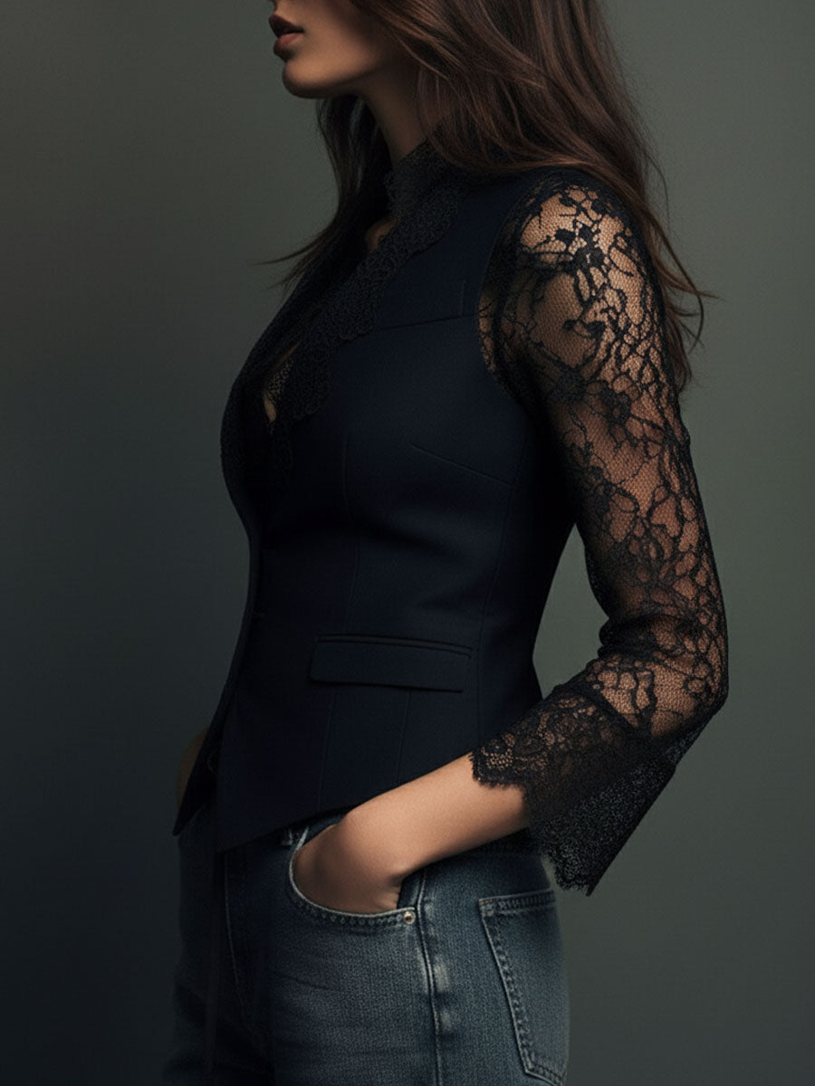 Felicia | Blouse en dentelle délicate au look moderne