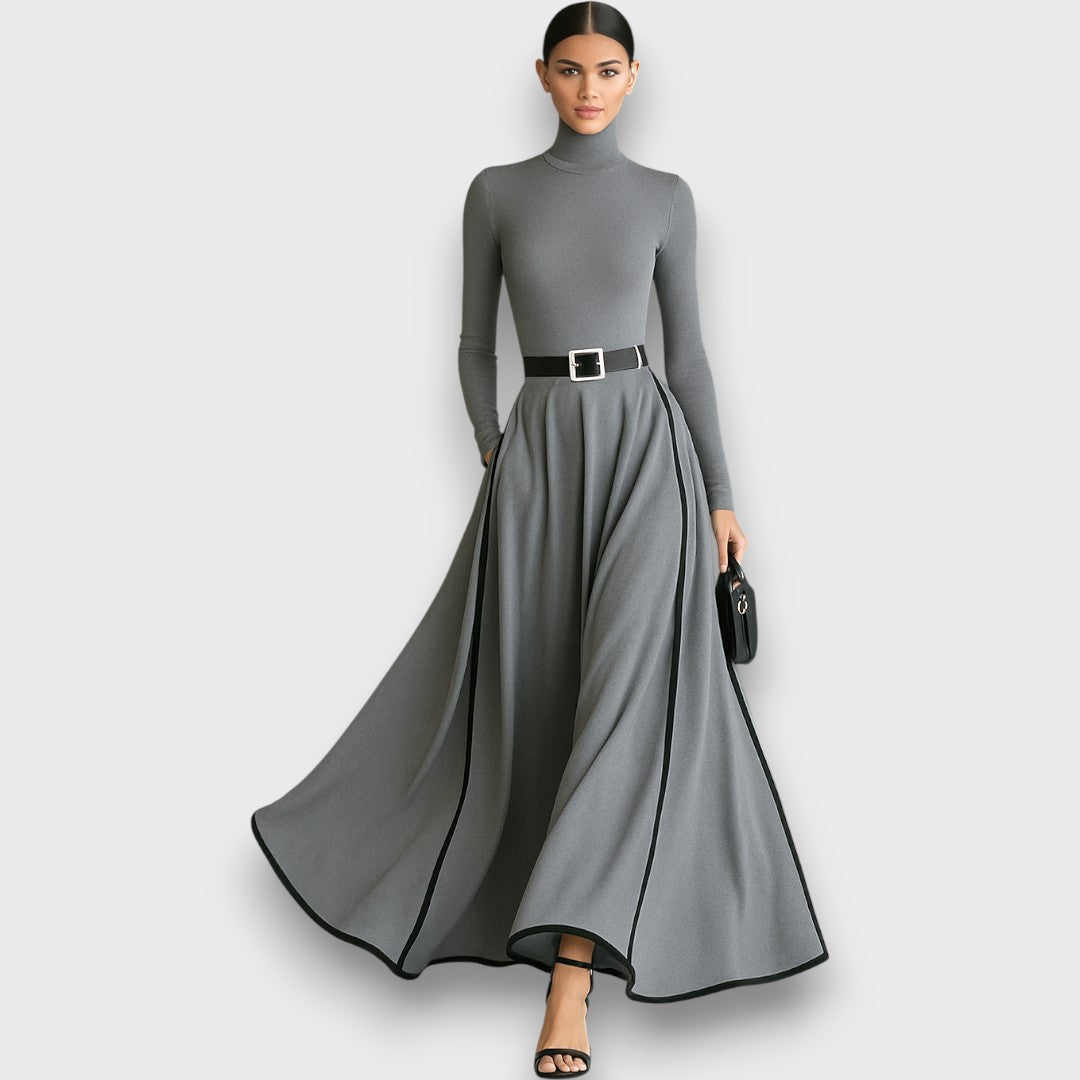 Marceline – Robe maxi noire avec coutures blanches