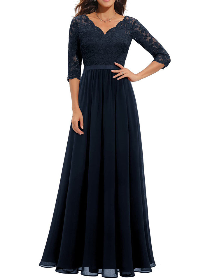 Robe longue plissée transparente coupe trapèze, taille haute, à empiècements, à col en V, couleur unie