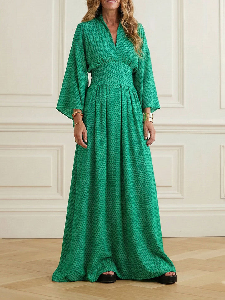 Robe longue plissée à manches raglan, à empiècements, à col en V