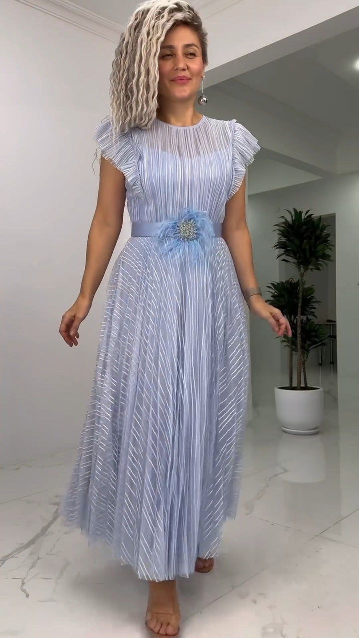 KEVI - ROBE MAXI PLISSÉE AVEC CEINTURE