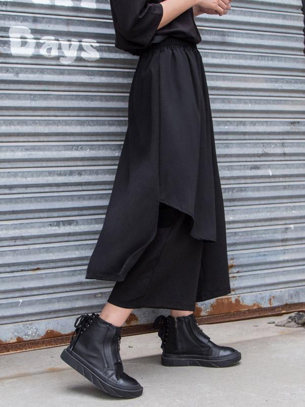 Pantalon large asymétrique en mousseline à fentes fendues