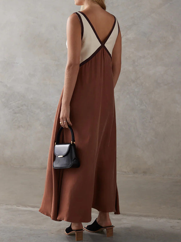 Robe longue ample sans manches, à empiècements, à décolleté en V profond, couleur contrastée