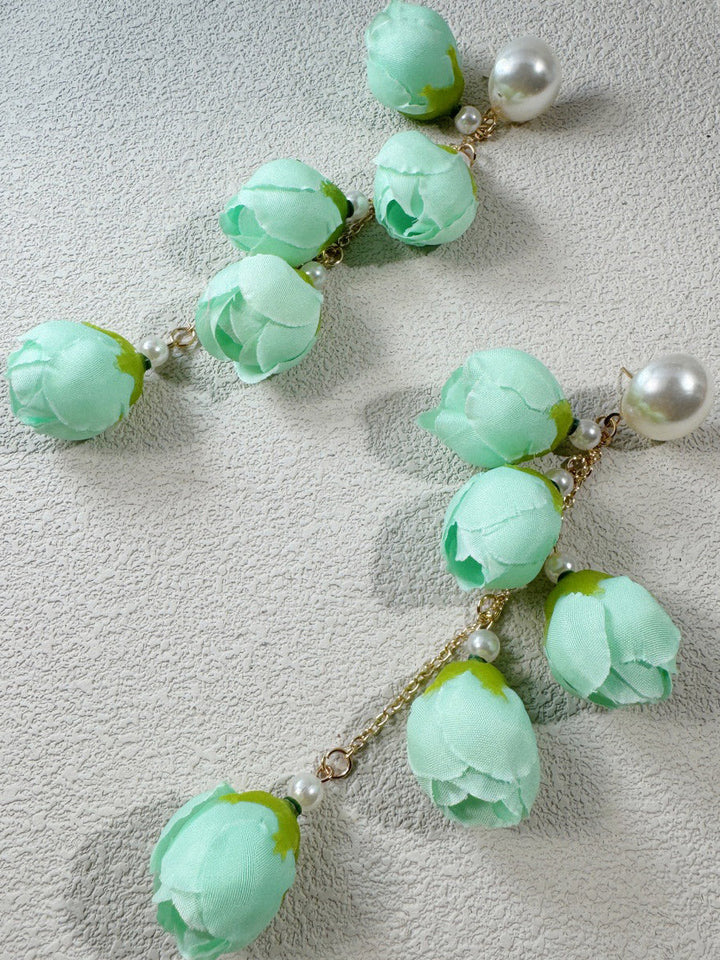 Boucles d'oreilles pendantes à pompons, en forme de fleur