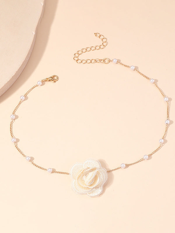 Collier à fleurs en 3D
