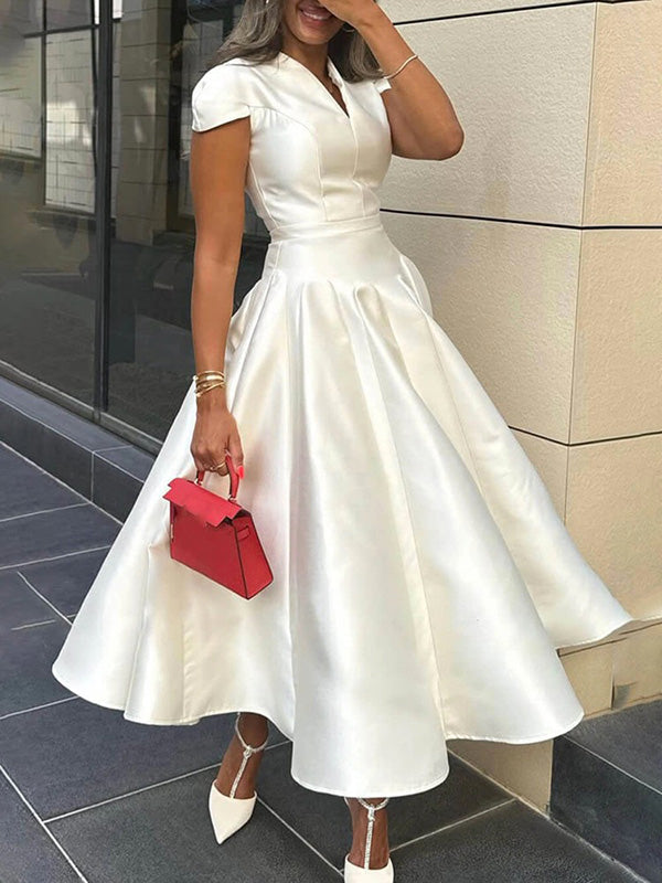 Robe mi-longue à manches courtes, à col en V, couleur unie