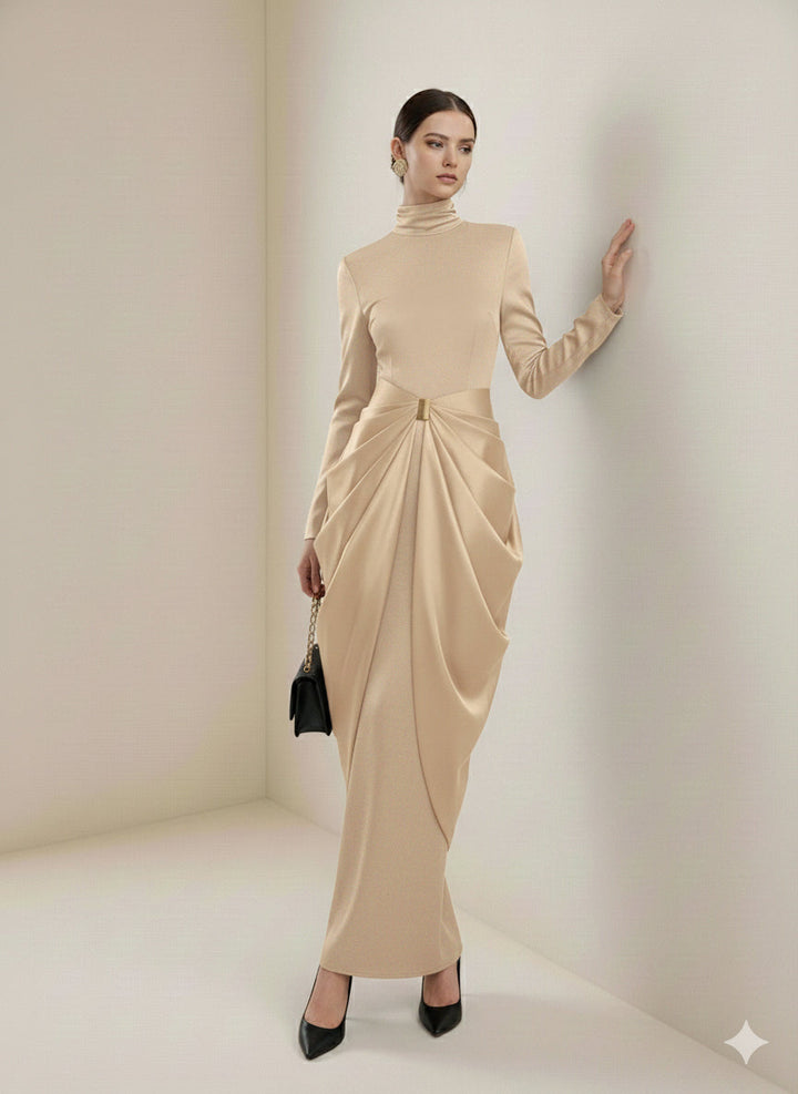 Robe de soirée longue drapée à manches longues, à boucle, à col haut