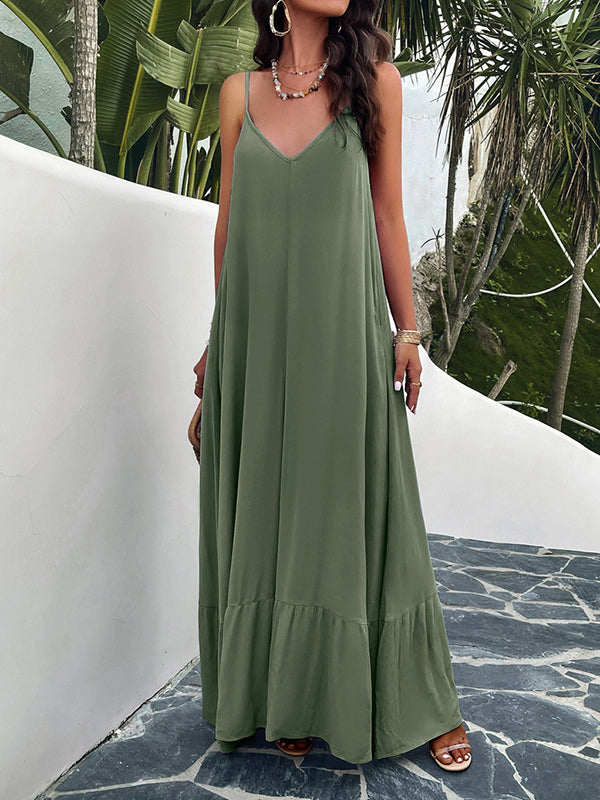 Robe longue ample plissée sans manches, à empiècements, à fines bretelles, couleur unie