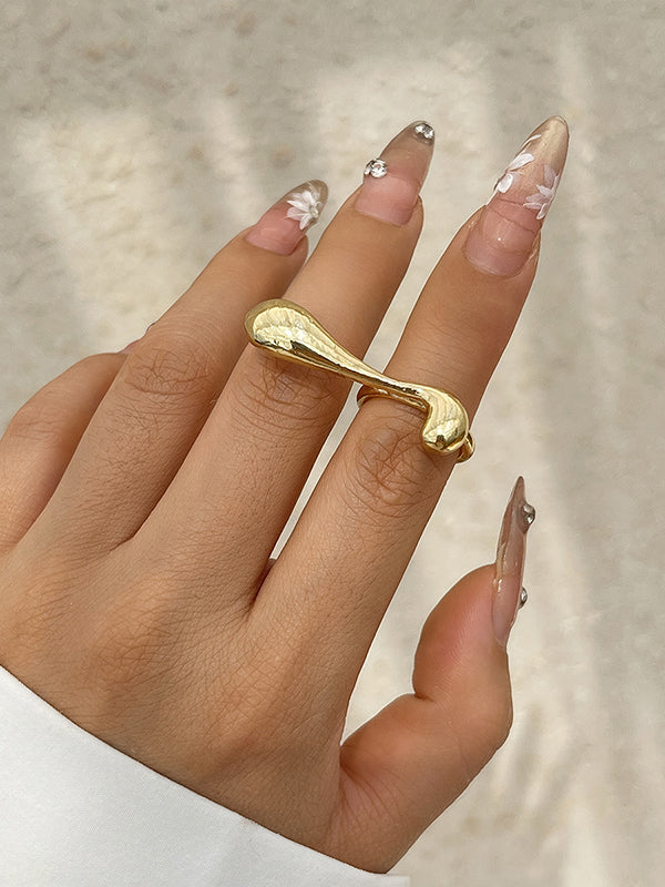 Bague géométrique brillante couleur unie