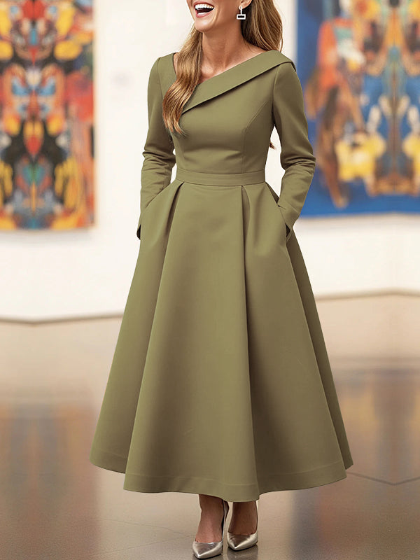 Robe longue plissée coupe trapèze, taille haute, à poches, à col en V, couleur unie