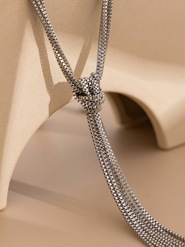 Collier à pompons