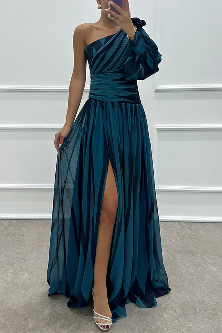 Vanessa | Robe maxi à épaule dénudée rayée