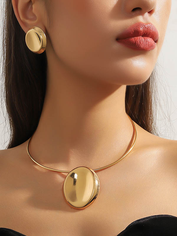 Parure collier et boucles d'oreilles géométrique couleur unie