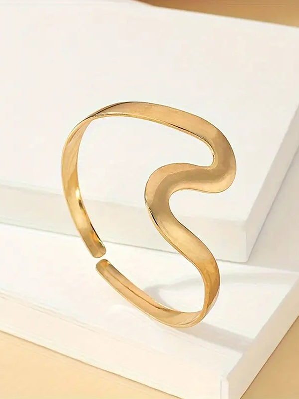 Bracelet réglable à coupe irrégulière