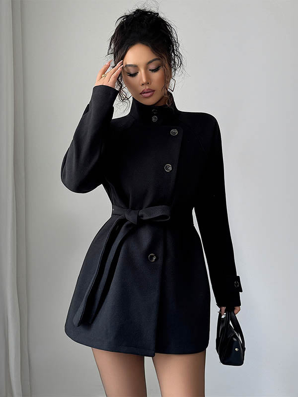 Veste asymétrique boutonnée à taille élastique, taille haute, à taille nouée, à col montant, couleur unie