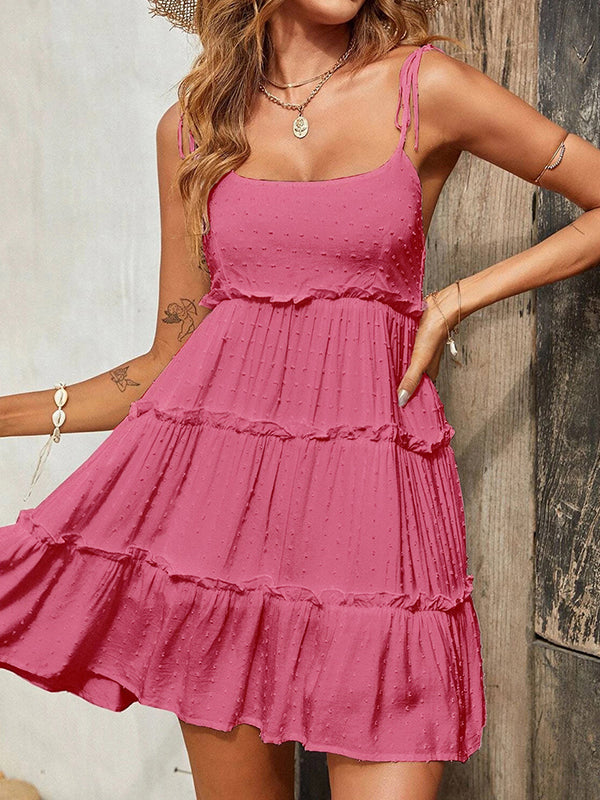 Robe courte ample superposée plissée coupe trapèze, en jacquard, à empiècements, à fines bretelles, couleur unie