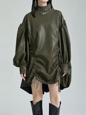 Robe courte plissée à ourlet plongeant, à manches longues, à cordon de serrage, à col montant, couleur unie