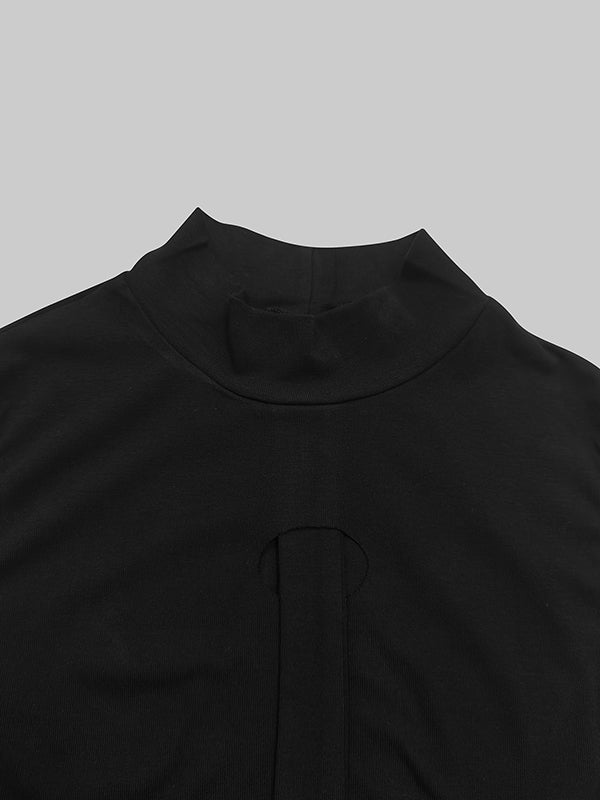 Robe longue moulante ajourée plissée sans manches, à empiècements, à col cheminée, couleur unie