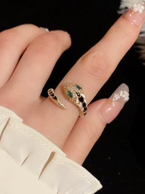 Bague à strass, en forme de serpent