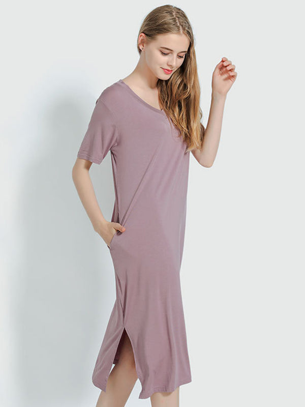 Robe de pyjama simple à manches courtes, ample, fendue sur le côté, couleur unie, col en V