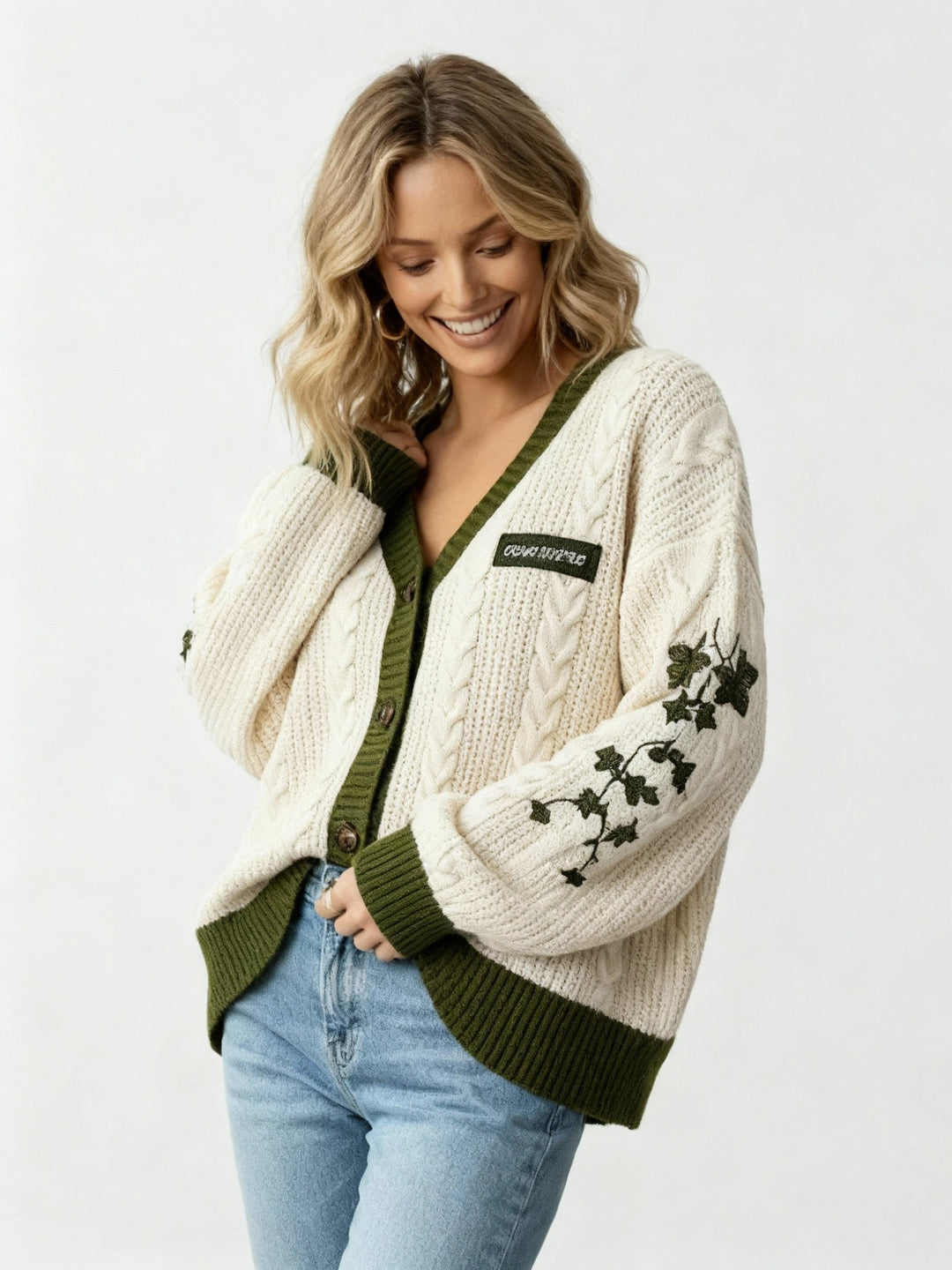 Viola | Pull en tricot pour femmes avec broderie