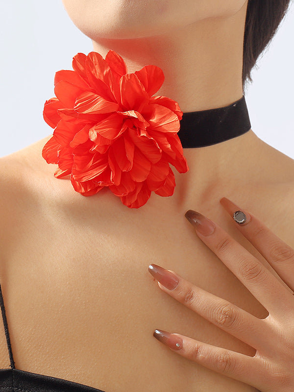 Collier à chaîne, à fleurs en 3D