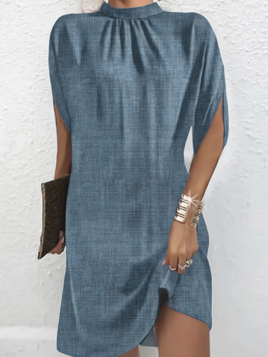 Robe courte ample à manches raglan, à col cheminée, couleur unie