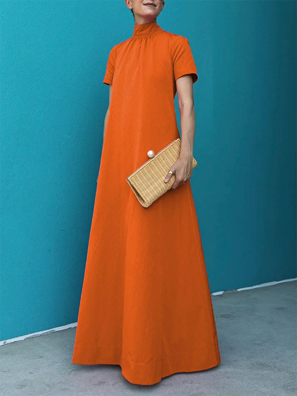 Robe longue ample à manches courtes, à col haut, couleur unie