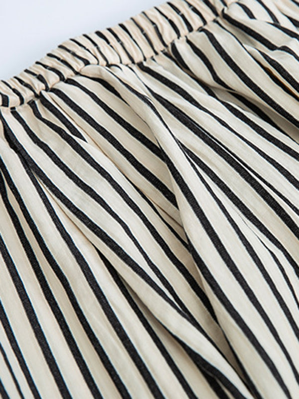 Pantalon ample rayé taille haute, à empiècements