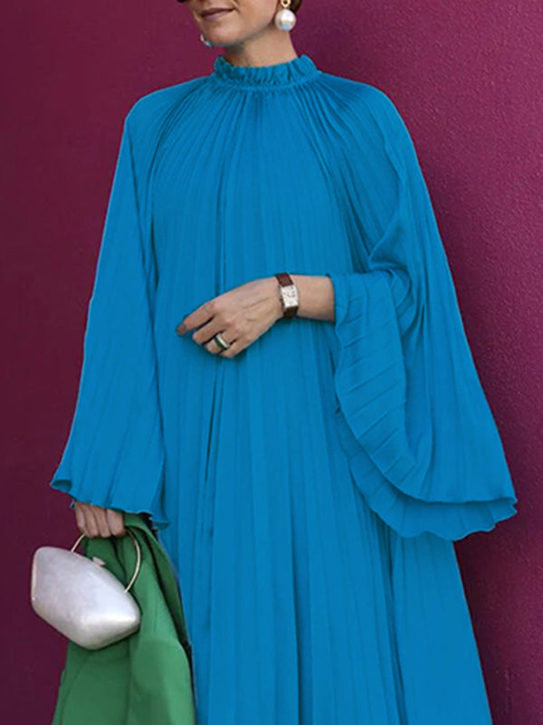 Robe longue ample plissée volantée à manches évasées, à empiècements, à col haut, couleur unie