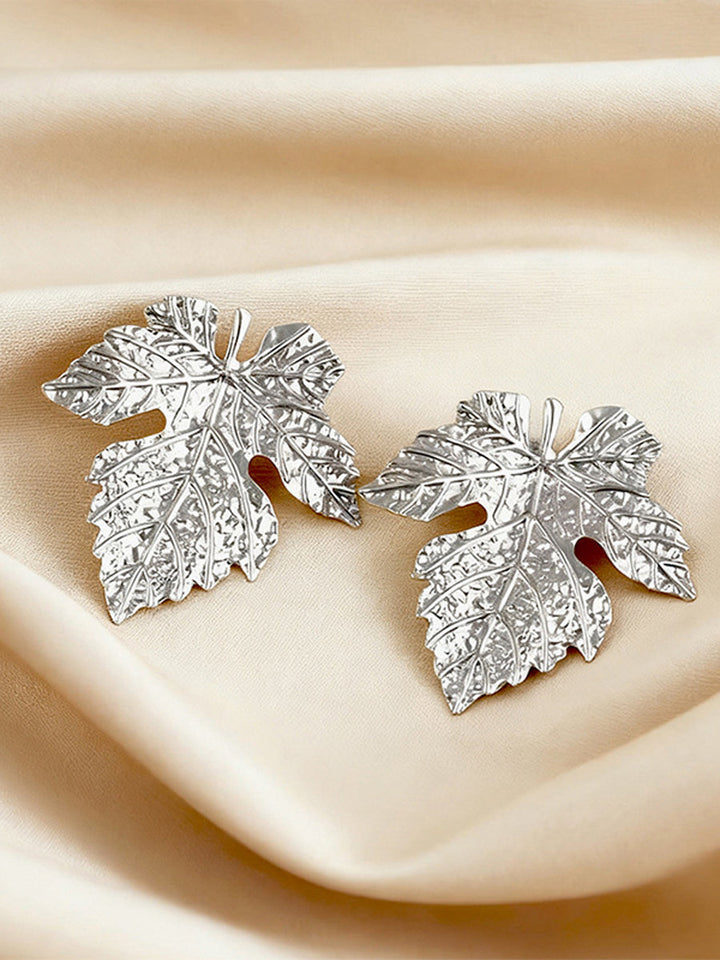 Boucles d'oreilles en forme de feuilles, couleur unie