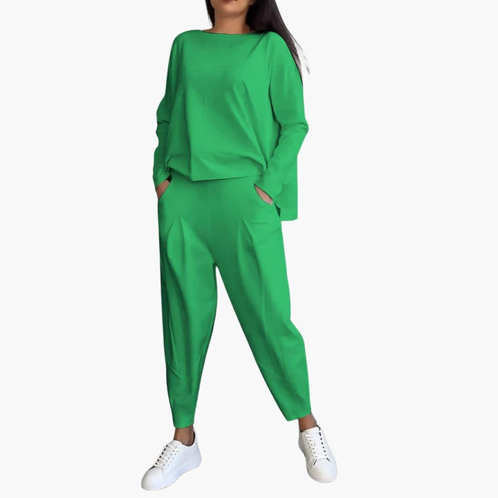 Ensemble deux pièces élégant et confortable pour femmes