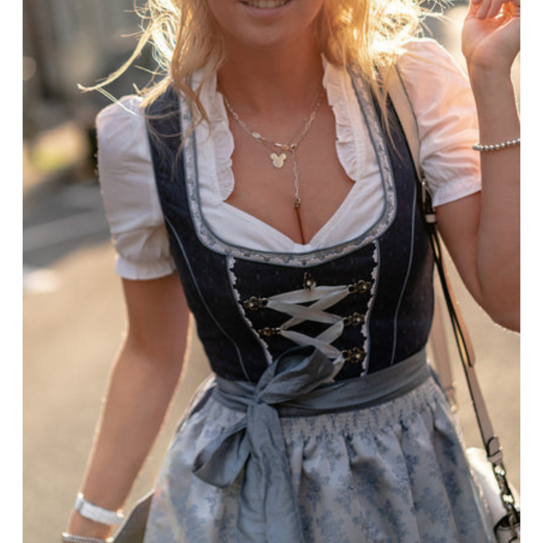 Robe Dirndl Traditionnelle pour Femmes à l'Oktoberfest