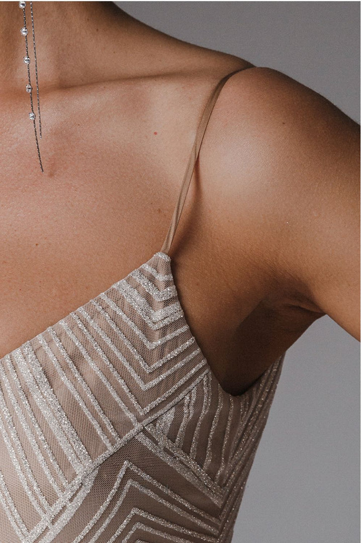 Thalassa - Robe de soirée élégante en maxi longueur avec paillettes