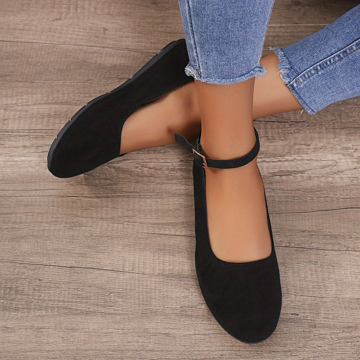 Chaussures Dirndl noires avec bride de cheville pour femmes | Plat