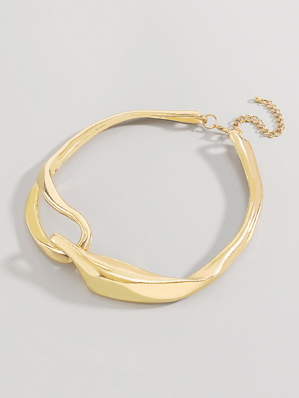 Collier géométrique ajouré couleur unie